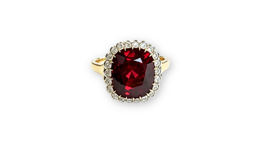 Burmese Spinel & Diamond Ring