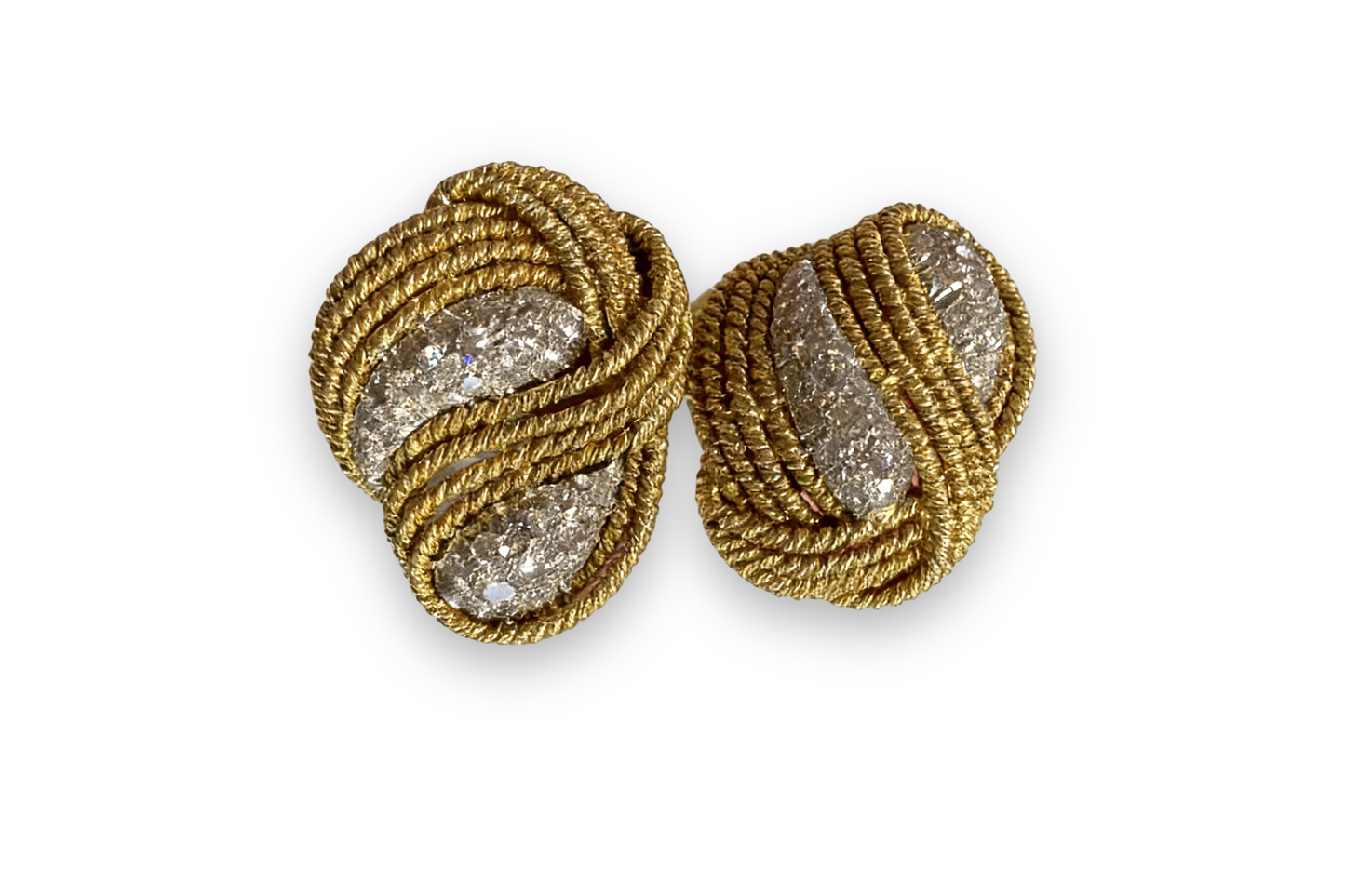 18k Yellow Gold and Diamonds Earrings